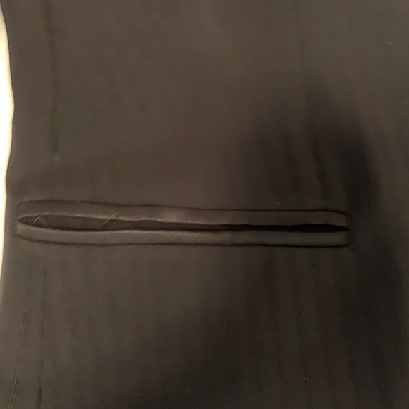 Ann Taylor black tuxedo style petit jacket - Picture 4 of 6